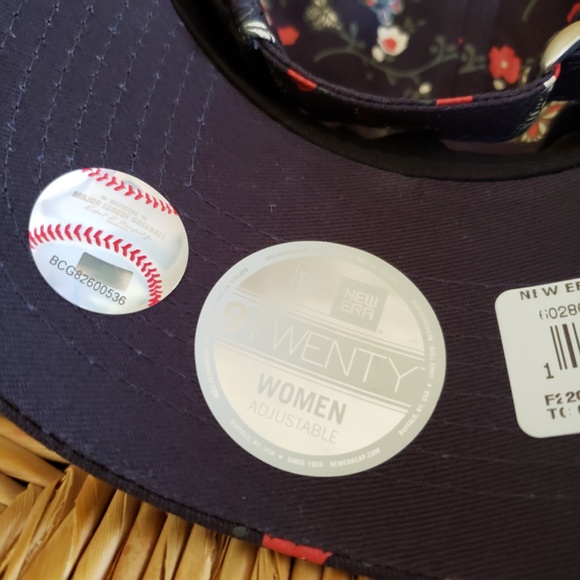 Atlanta Braves Floral Baseball Hat NEW! - Picture 7 of 15